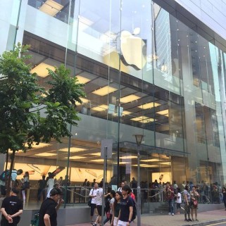 香港铜锣湾购物攻略：地理位置、商业投资与购物中心全解析