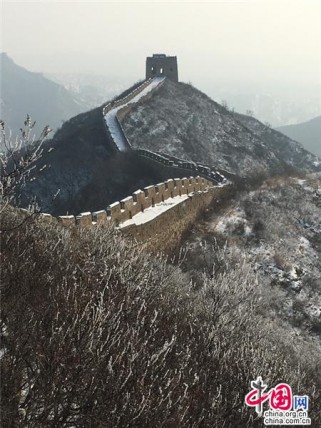 长城的介绍：揭秘千年巨龙如何守护中华文明与智慧