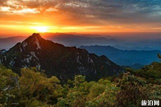 洛阳白云山旅游攻略：门票价格、交通路线、景点推荐及四季游览指南