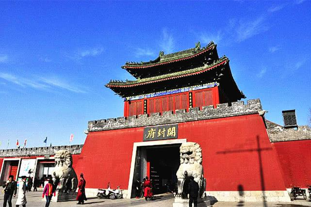 探索开封:八朝古都的历史韵味与现代旅游魅力 探索开封:八朝古都的历史韵味与现代旅游魅力