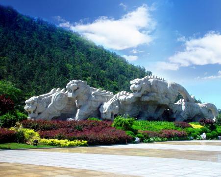 大连老虎滩游玩全攻略:必游景点路线、表演时间、门票优惠及交通指南 大连老虎滩游玩全攻略:必游景点路线、表演时间、门票优惠及交通指南