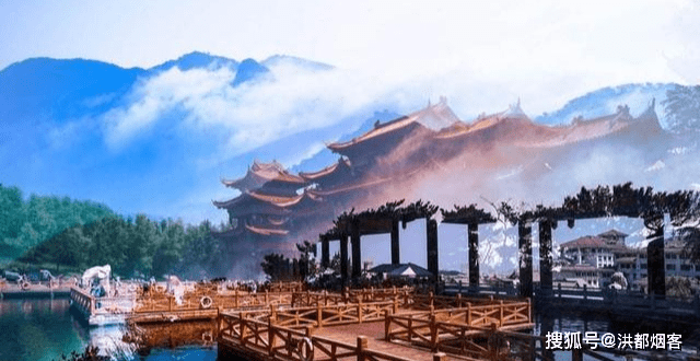 昆明西山区:山水画卷中的宜居生活与旅游攻略 昆明西山区:山水画卷中的宜居生活与旅游攻略