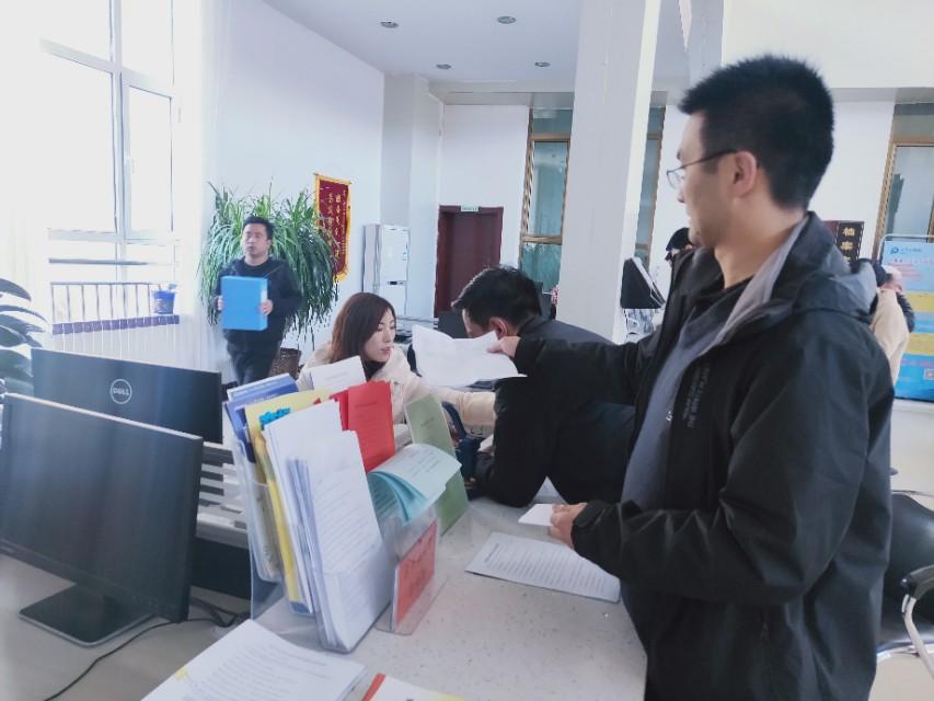 办健康证需要带什么?一次性备齐证件不白跑,轻松搞定健康证办理 办健康证需要带什么?一次性备齐证件不白跑,轻松搞定健康证办理