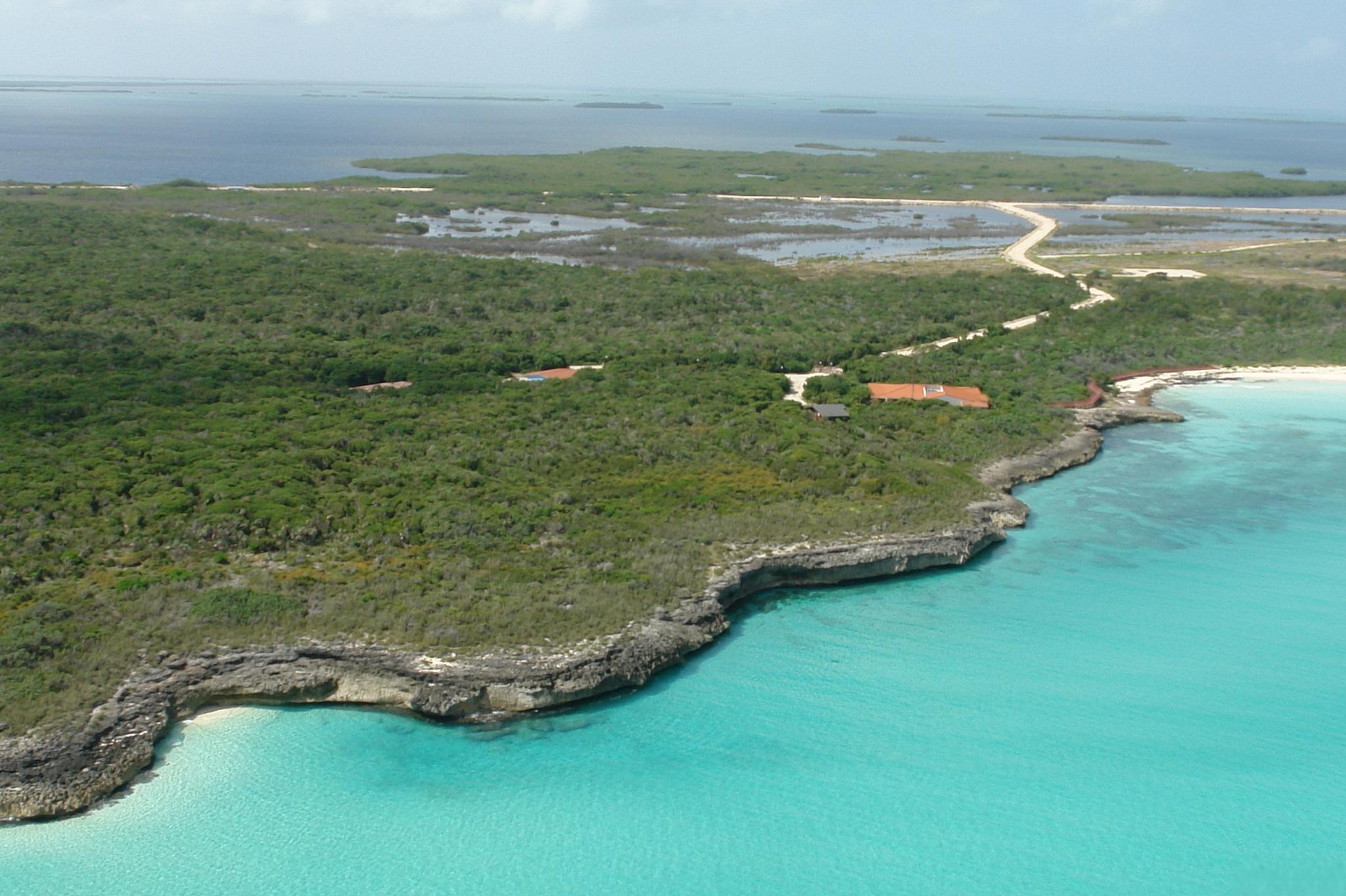北马里亚纳群岛旅游全攻略:签证免签、景点推荐与省钱玩法,轻松规划完美海岛假期 北马里亚纳群岛旅游全攻略:签证免签、景点推荐与省钱玩法,轻松规划完美海岛假期