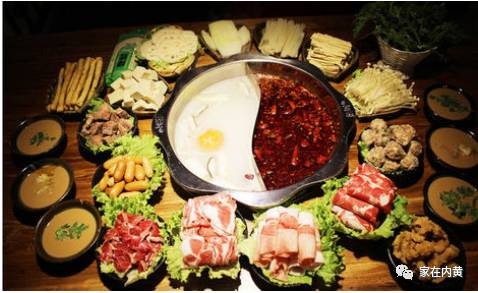 重庆火锅的终极指南:从街头小吃到家庭复刻的完整体验 重庆火锅的终极指南:从街头小吃到家庭复刻的完整体验