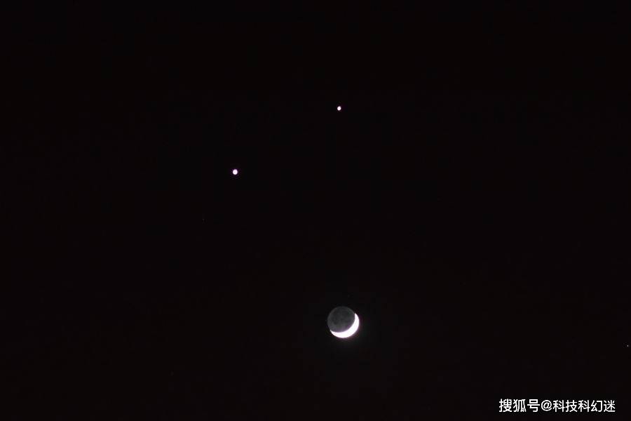 双星伴月:夜空中的绝美奇观,轻松观测与拍摄指南 双星伴月:夜空中的绝美奇观,轻松观测与拍摄指南