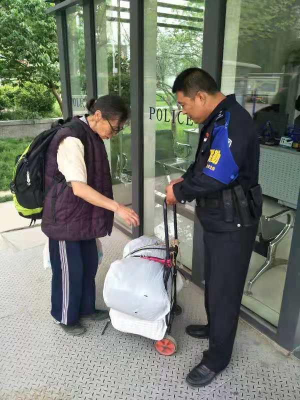 石家庄北站全攻略:轻松查询时刻表、购票与周边住宿,让出行更便捷快乐 石家庄北站全攻略:轻松查询时刻表、购票与周边住宿,让出行更便捷快乐