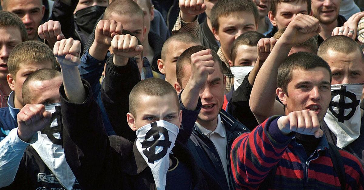 俄罗斯光头党:揭秘极端民族主义亚文化的兴起、演变与影响,助你全面了解并防范潜在风险 俄罗斯光头党:揭秘极端民族主义亚文化的兴起、演变与影响,助你全面了解并防范潜在风险