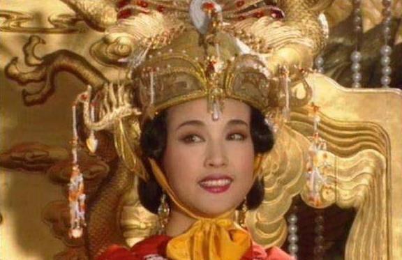 探秘中国唯一女皇武则天陵墓:揭开乾陵千年神秘面纱与游览全攻略 探秘中国唯一女皇武则天陵墓:揭开乾陵千年神秘面纱与游览全攻略