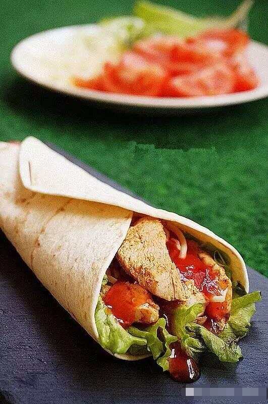 墨西哥鸡肉卷制作全攻略:从传统配方到健康营养,轻松在家享受地道美味 墨西哥鸡肉卷制作全攻略:从传统配方到健康营养,轻松在家享受地道美味