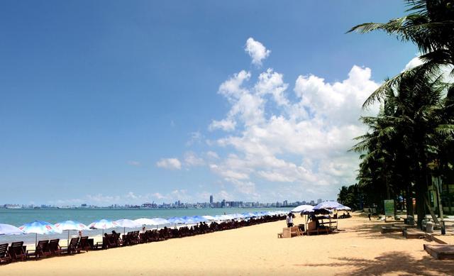 假日海滩旅游攻略:轻松规划完美假期,避开拥挤享受快乐时光 假日海滩旅游攻略:轻松规划完美假期,避开拥挤享受快乐时光